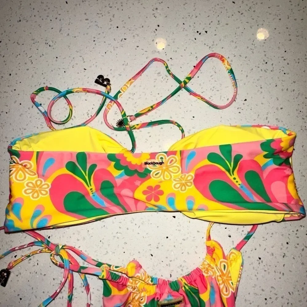 Blackbough Swim Floral Bikini Size M Groovy Garden Like New